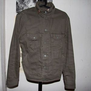 LEVI'S MILITARY GREEN JACKET